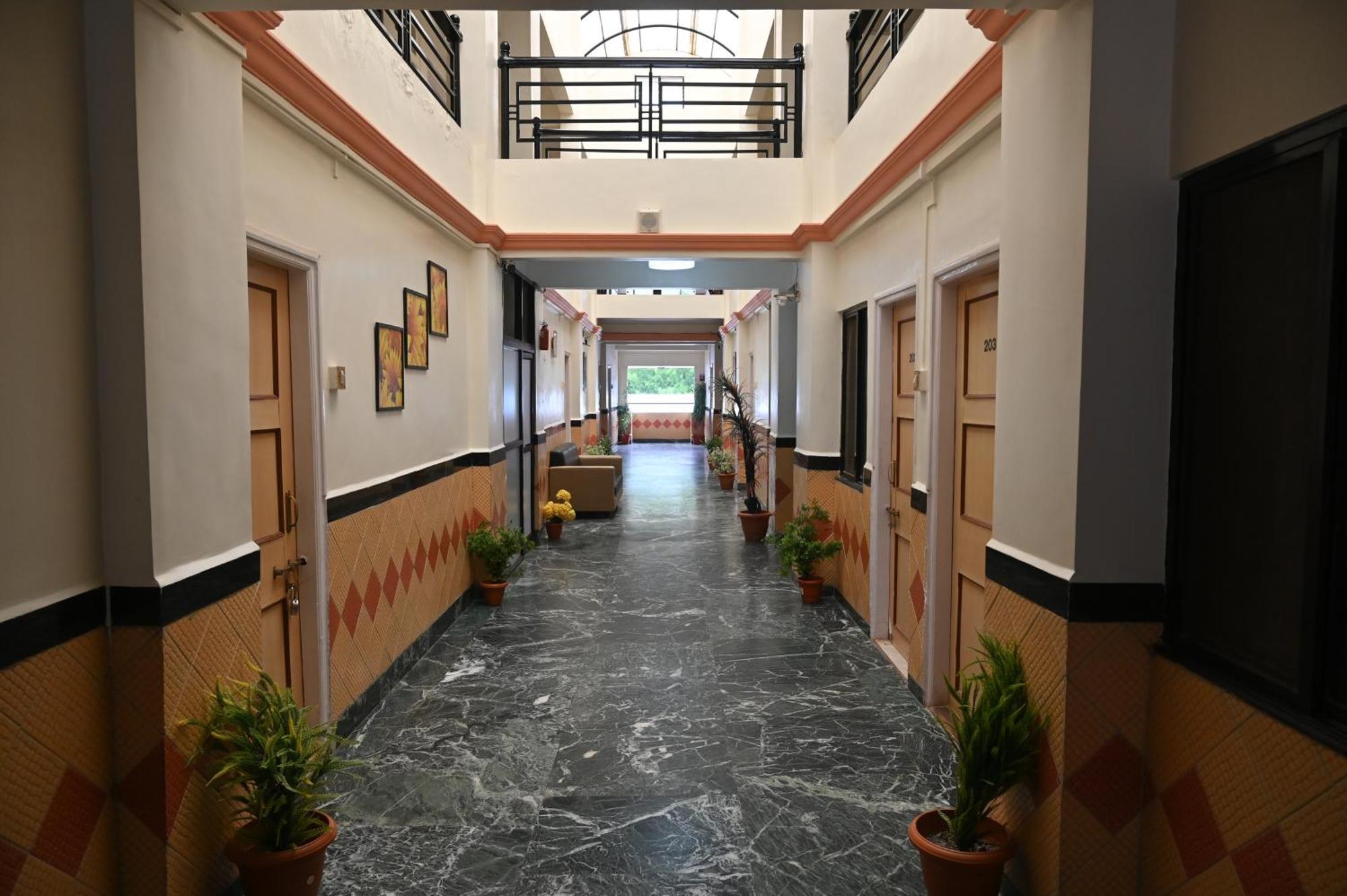 Hotel Sai Yatri Trimbak Exterior foto