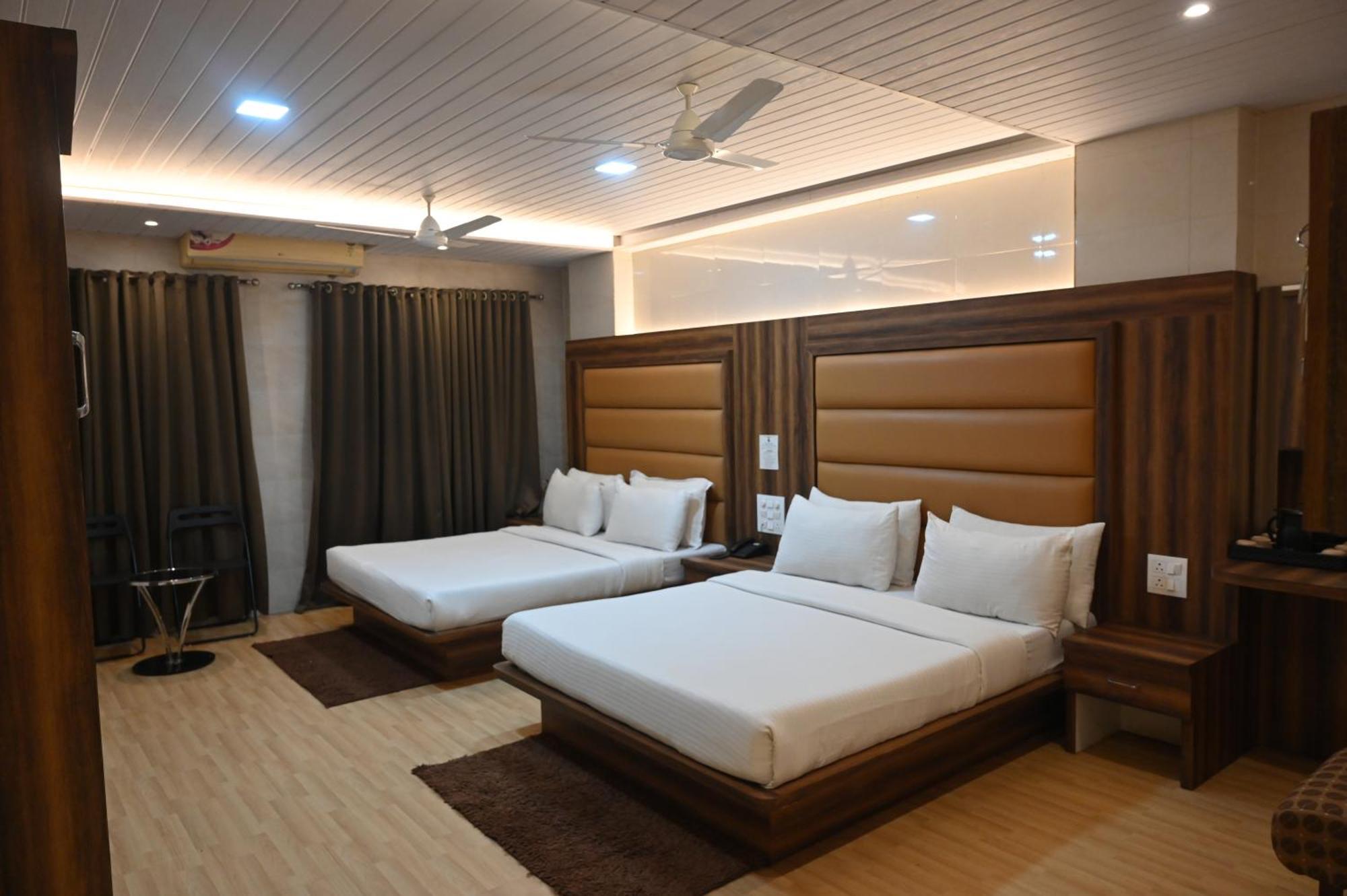 Hotel Sai Yatri Trimbak Exterior foto