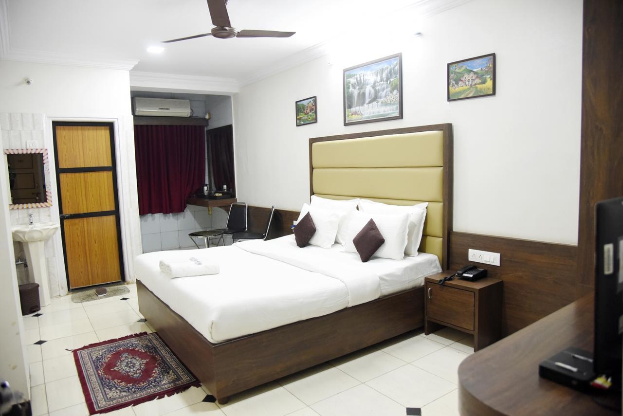 Hotel Sai Yatri Trimbak Exterior foto